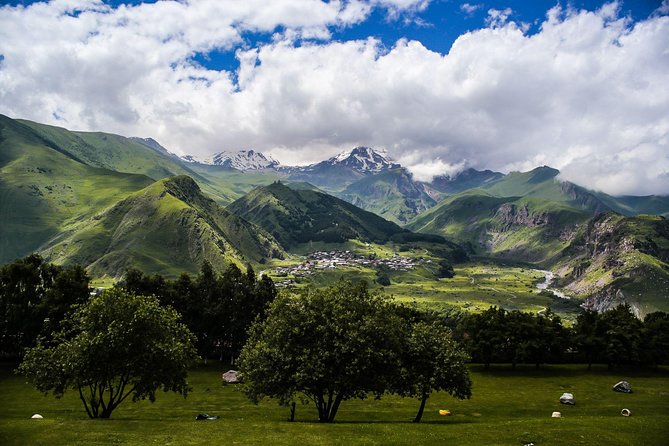 3 Days Georgia Tour package - Day three: Soviet memory and an ancient cave town