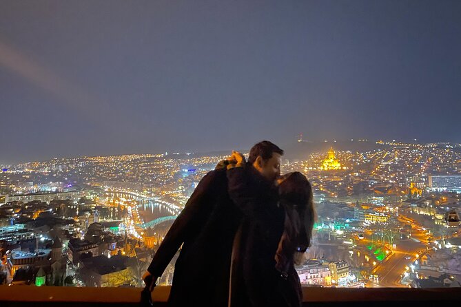 3 days tour package-Short break holiday in Georgia - Crossing the Mtkvari and entering old Tbilisi