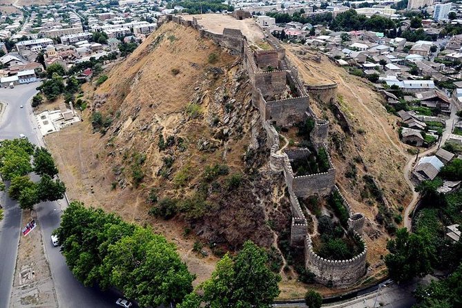 7-Day Georgian Highlights Tour from Tbilisi - The lake route back to Tbilisi is quieter