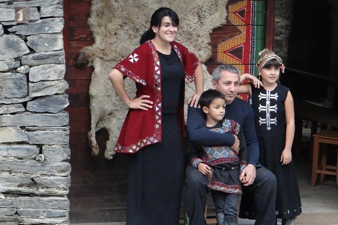7-day hiking expedition to Tusheti through the Atsunta pass - Day 6: Horse riding from Omalo to Shenako and Diklo