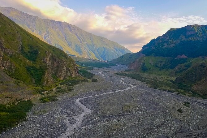 A day trip to Great Caucasian mountains - Dariali Gorge adds a wilder finish