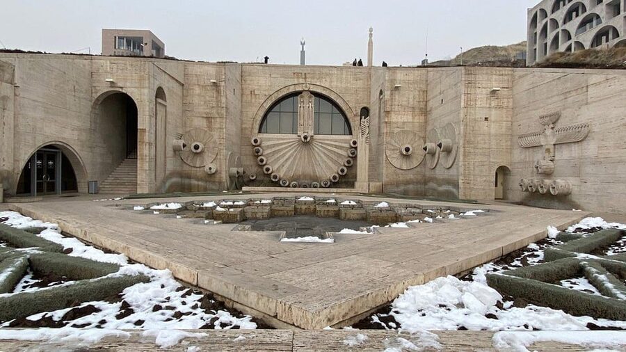 Armenia. Akhpat, Dilijan, Sevan, cascad Yerevan from Tbilisi - Quick facts about the day