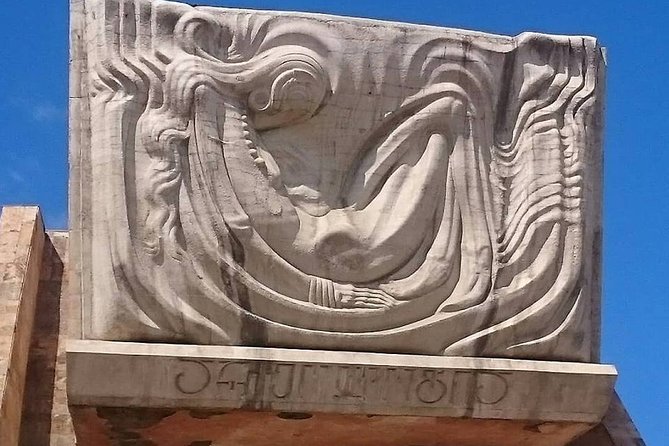 Brutal Tbilisi: Urban exploration and untold stories - Starting at Rose Revolution Square