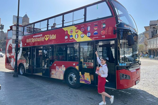 City tour Tbilisi on red bus - Metekhi and the Mtkvari River