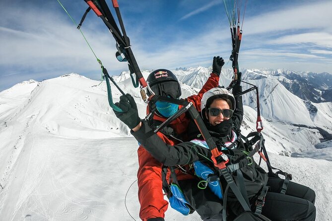 Cloudbase Paragliding in Gudauri, Georgia - Pickup from Gudauri hotels