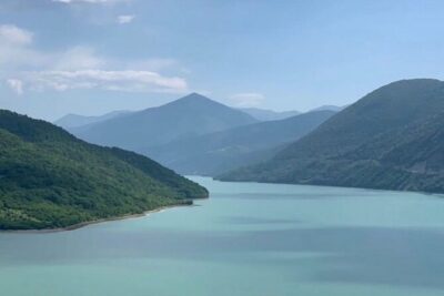 Day tour to mountains Jinvali lake, Ananuri, Kazbegi, Arch friendship