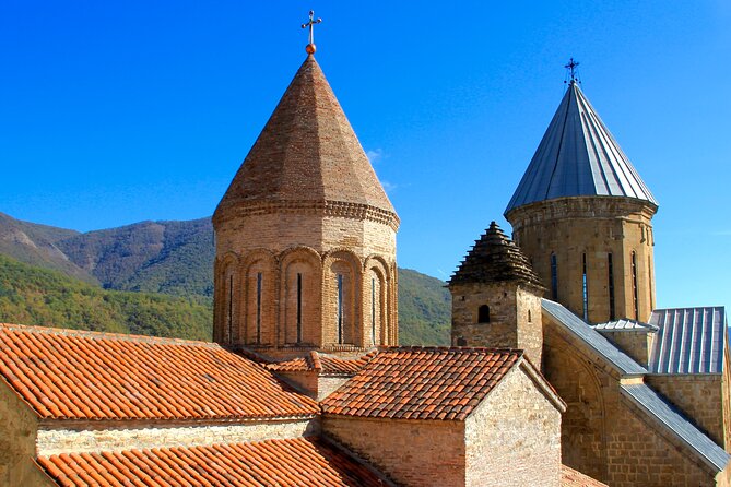 Day Trip to Kazbegi and Gudauri - Pasanauri is the place to eat Georgian food