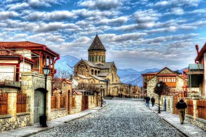 Four Historical Places: Mtskheta-Gori-Uplistsikhe-Jvari Monastery- Private Tour - Why a private car makes this route practical