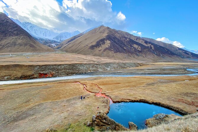 From Tbilisi: Kazbegi Ananuri Gudauri and Trusso Valley by 4x4 - Gudauri and the Friendship Monument