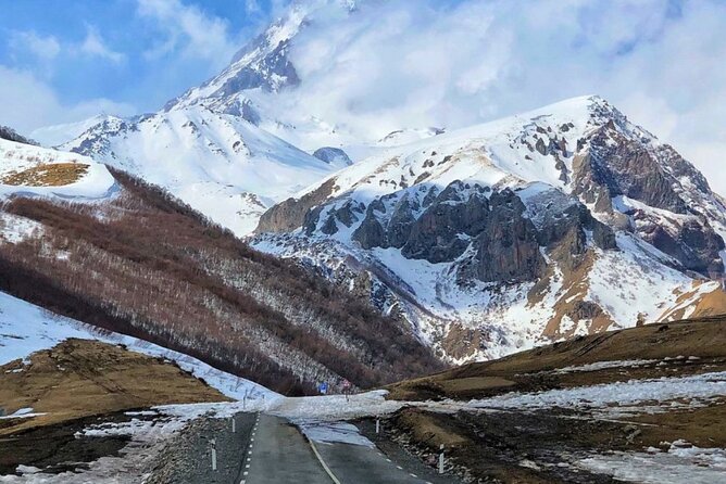 From Tbilisi to Gudauri Ski Resort, Zhinvali, Ananuri Day Trip - Ananuri Fortress, the day’s strongest historical stop