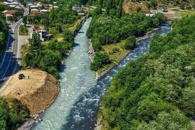 Full-Day Kazbegi Private Tour from Tbilisi - St Elias Monastery and seasonal planning