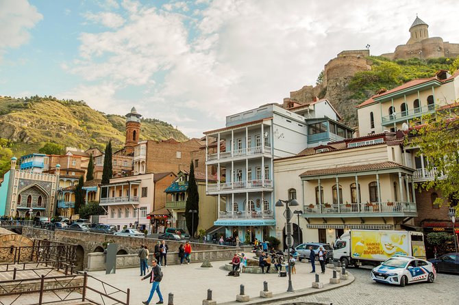 Fun Walking Tour of Old Tbilisi - Walking through Old Tbilisi