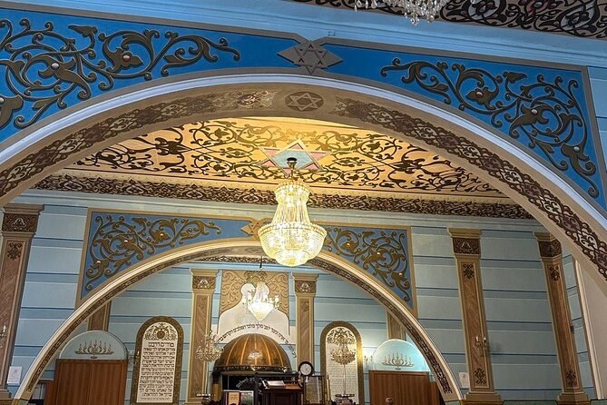 Jewish Heritage Walking Tour with Kosher Wine Tasting - Meeting at Lado Gudiashvili Square at 3 p.m.