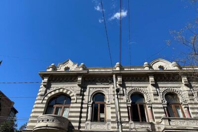Jewish Heritage Walking Tour with Kosher Wine Tasting