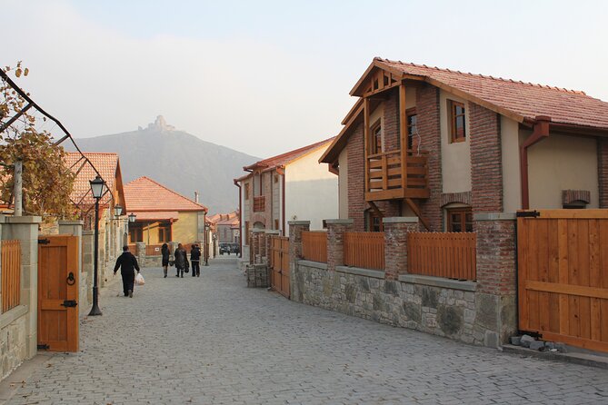 Jvari Monastery, Ananuri, Gudauri, Kazbegi Group & Private Tour - What the long drive feels like