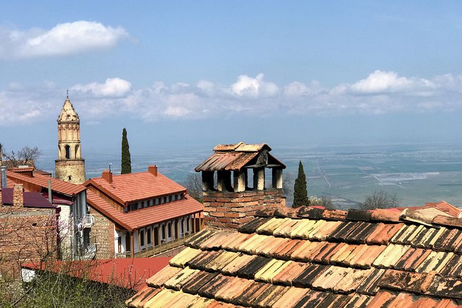 Kakheti: David Gareji Sighnaghi Bodbe & Rainbow Mountains - Sighnaghi food, wine, and an hour to wander