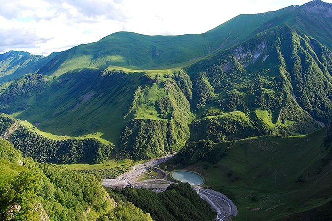 Kazbegi Adventure - Private Day Trip From Tbilisi with a Dinner + Masterclass - From Tbilisi to Zhinvali Reservoir