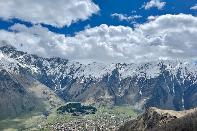 Kazbegi-Ananuri-Gudauri: Epic Views & History (Group) - Gudauri and the Georgian Military Highway
