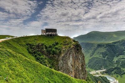 Kazbegi Full-Day Private Tour with Scenic Stops from Tbilisi