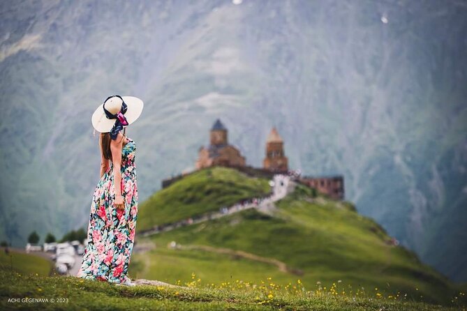 Kazbegi • Gudauri - private day trip to Mountains - Ananuri Fortress and the reservoir below