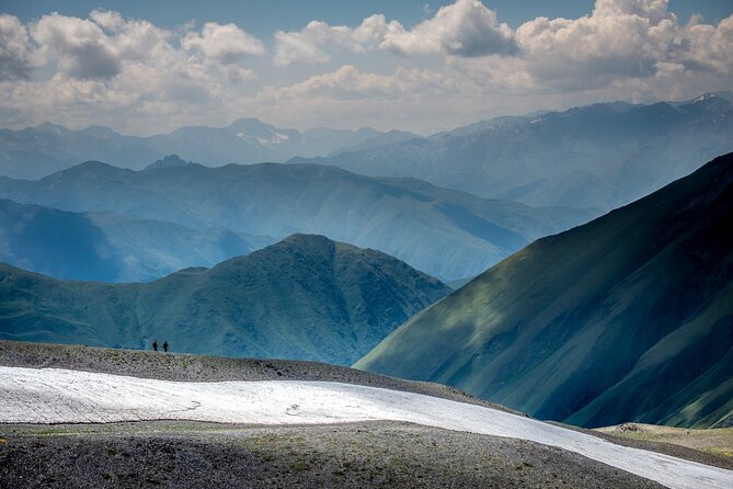 Kazbegi - One Day Trekking Private Tour to Chaukhi Pass 3341 m - The 4x4 ride from Stepantsminda to Juta