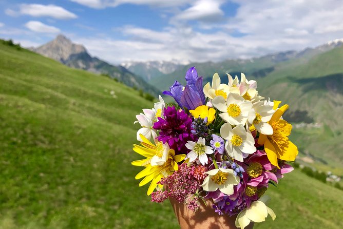 Kazbegi Tour from Tbilisi 2022 - What the $160 private price really buys