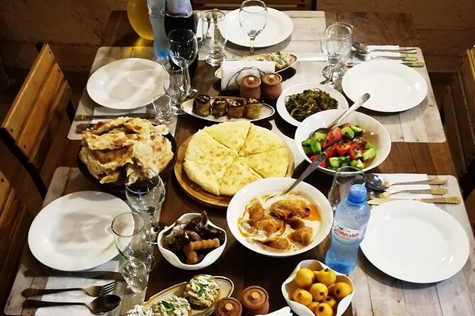 Kutaisi : Authentic Georgian Dining Experience at Local Family - What happens during the two-hour Kutaisi visit
