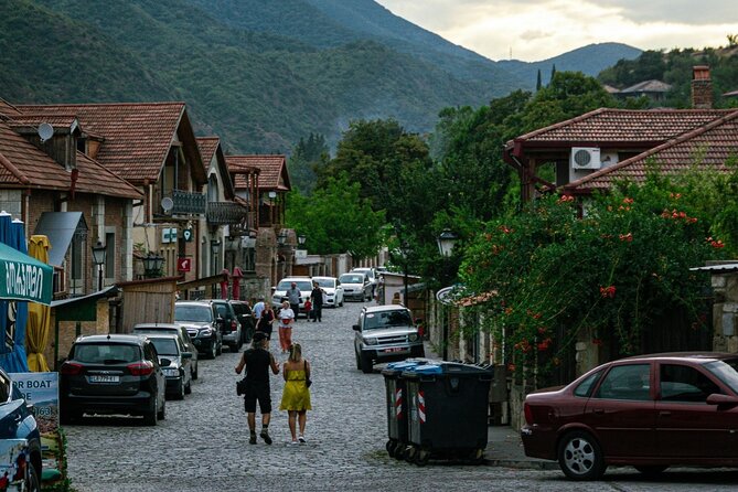 Mtskheta, Gori and Uplistsikhe Day Tour from Tbilisi - A short pause in Gori