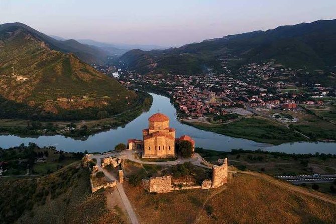 Mtskheta, Jvari, gori, uflistsikhe, history and panorama (group tours) - Uplistsikhe, the ancient cave city