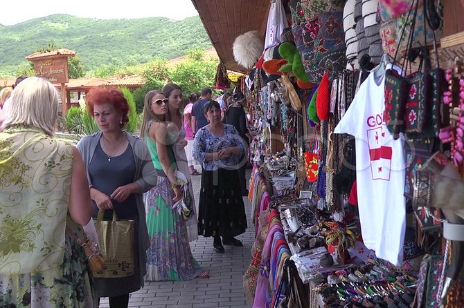 Mtskheta - Jvari - Samtavro, the cradle of Georgian Christianity. (group tours) - Samtavro Convent and the blackberry bush