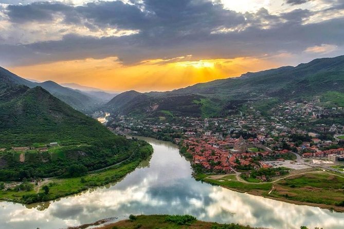 One Day Tour to Tbilisi and Mtskheta - Why Tbilisi and Mtskheta work so well together