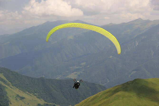 Paragliding tandem flights in Georgia - Cable cars, launch access, and extra costs