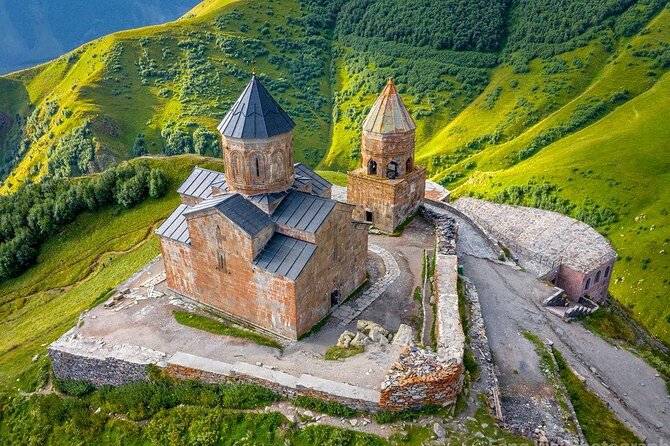 Private day Tour from Tbilisi to Kazbegi and Gudauri - From Tbilisi to the Aragvi valley