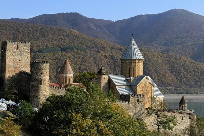 Private day tour in Kazbegi (Stepantsminda) - Zhinvali Reservoir: a quick first stop