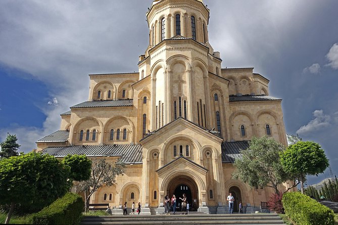 Private Day Tour - Old Town Tbilisi - Abanotubani tells Tbilisi’s founding story