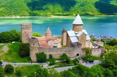 Private Kazbegi and Gudauri Mountain Tour