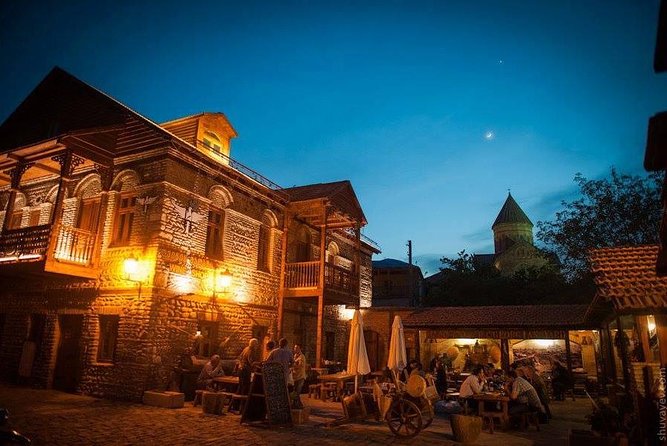 Private Tour to Mtskheta and Georgian Wine Tasting from Tbilisi - Lunch in Mtskheta and what it adds