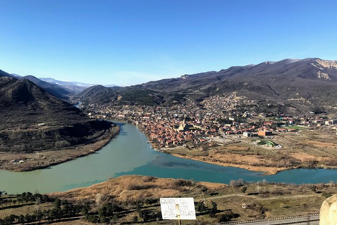 Private Tour to Mtskheta Stalin Museum Uplistsikhe Caves - Lunch, wine, and the value of the private setup