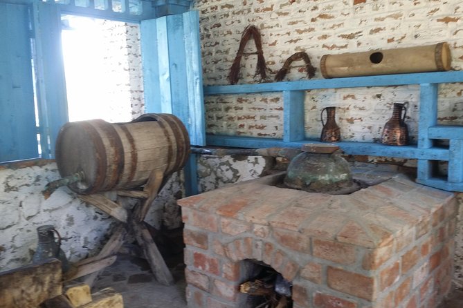 Private Wine Tour to Kakheti from Tbilisi - Shuamta adds quiet architecture to the return journey