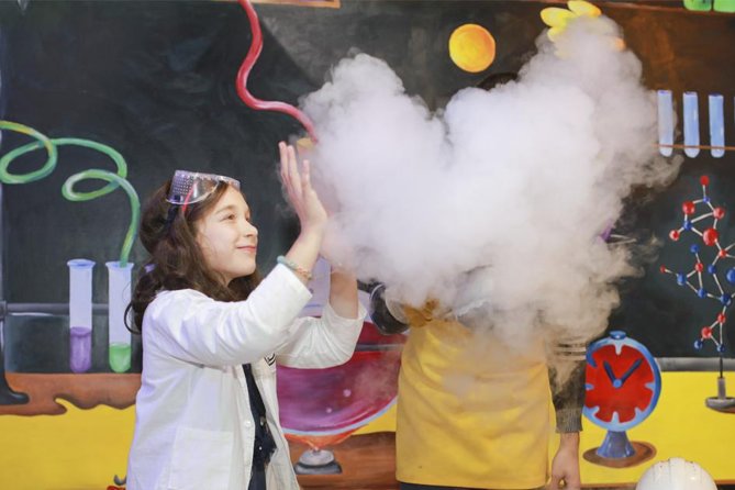 Skip the Line: Experimentorium Ticket - The hourly tour adds structure