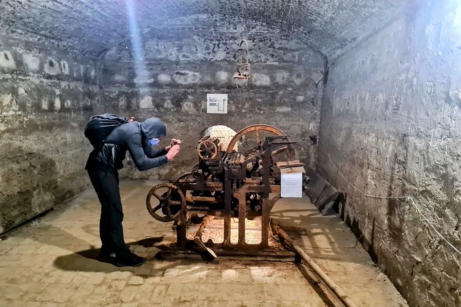 Soviet Tour - Hidden Tbilisi - Stalin’s underground printing house brings the politics close
