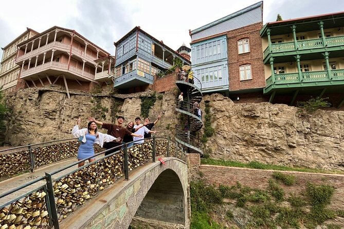 Tbilisi old town & soviet heritage - Private driver-guided Tour - Metekhi Church and the first view of Old Tbilisi