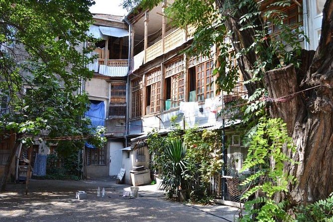 Tbilisi with all its glory and originality. (group walking tour) - Old Town courtyards show everyday Tbilisi