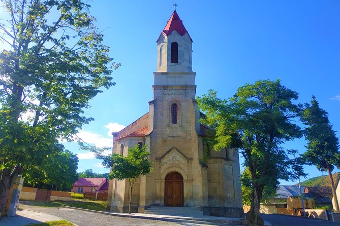 Tsalka Canyon Tour from Tbilisi with Poka Nunnery, Gorelovka and Asureti - Asureti’s German houses, church and wine tradition