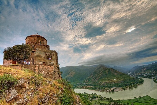Uplistsikhe, Mtskheta and Jvari - historical private day tour from Tbilisi - Why the guide can make or break the day