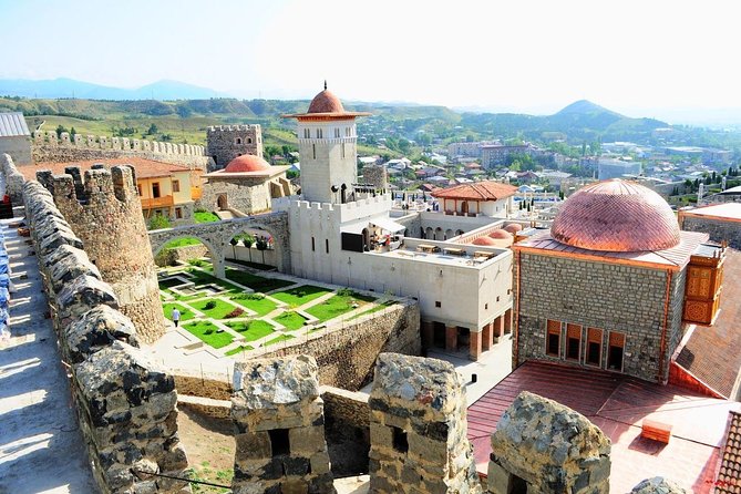 Vardzia caves - Rabati castle - Borjomi park from Tbilisi one-day tour - Why this southern Georgia day trip works