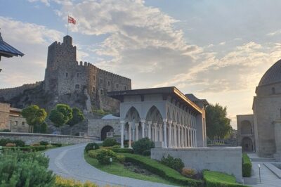 Vardzia. Lake Paravani, Khertvisi & Lomisa castle, Rabati