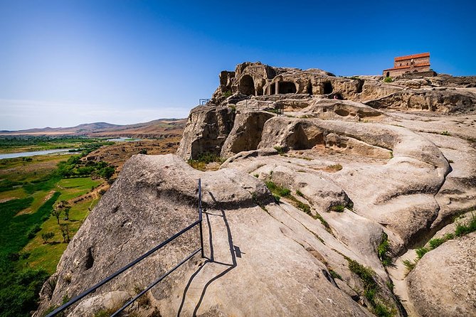 Virtual tour to Georgia - Katskhi Pillar and western Georgia’s natural sights