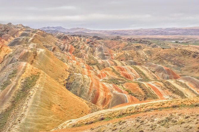 Wild Georgia 4WD PACK Adventure through Kakheti and Kazbegi 2in1 - The Friendship Monument and mineral springs